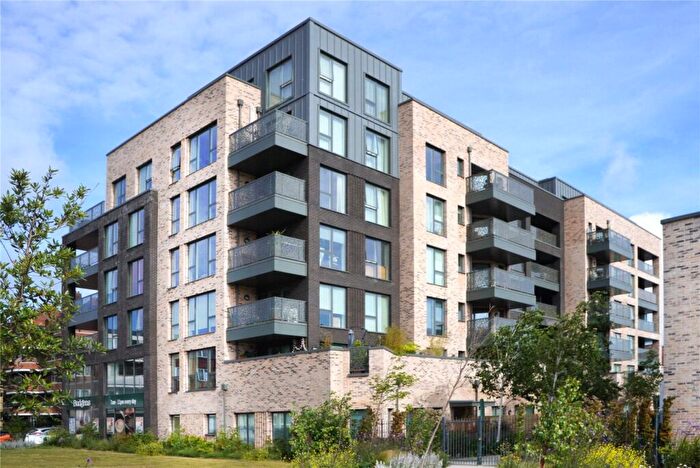 2 Bedroom Apartment For Sale In Pomeroy Street, London, SE14