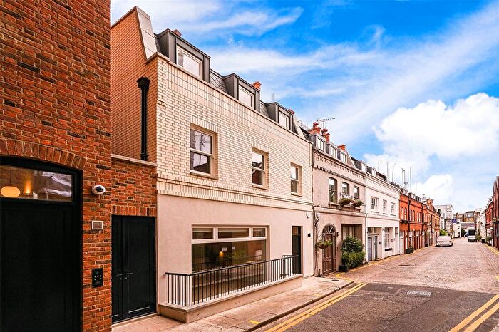 4 Bedroom Mews To Rent In Adam &amp; Eve Mews, Kensington, W8