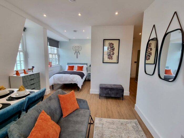 Studio To Rent In Chapter House, Howes Place, Cambridge, CB3