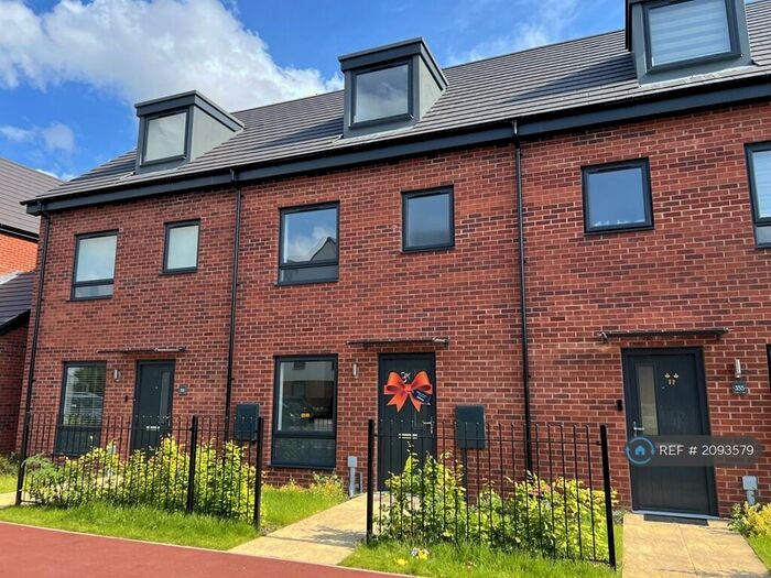 4 Bedroom Terraced House To Rent In Burney Drive, Glebe Farm, Milton Keynes, MK17