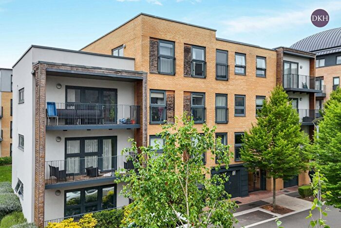 2 Bedroom Flat To Rent In Arthur Court, Letchworth Road, Stanmore, HA7