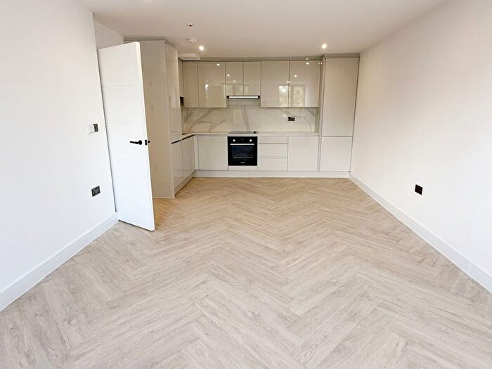 1 Bedroom Flat To Rent In Balvinder Apartment, Barnabas Road, Hackney, E5