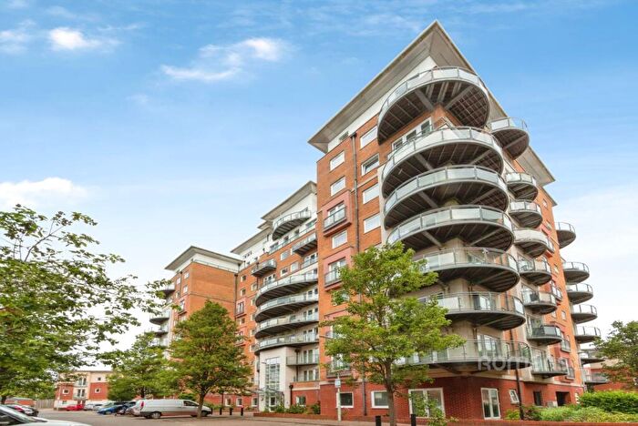 2 Bedroom Flat To Rent In Winterthur Way, Victory Hill, Basingstoke, RG21