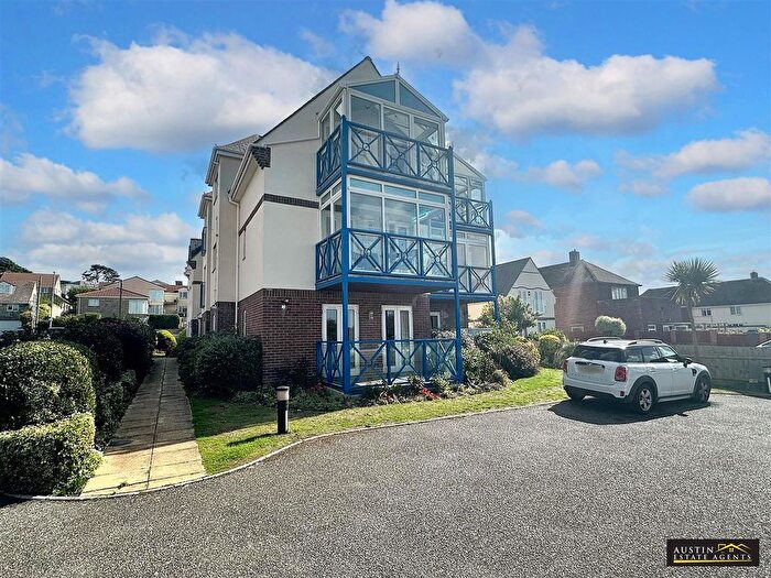 2 Bedroom Flat For Sale In Southbrook, Heron Close, Preston, Weymouth, Dorset, DT3