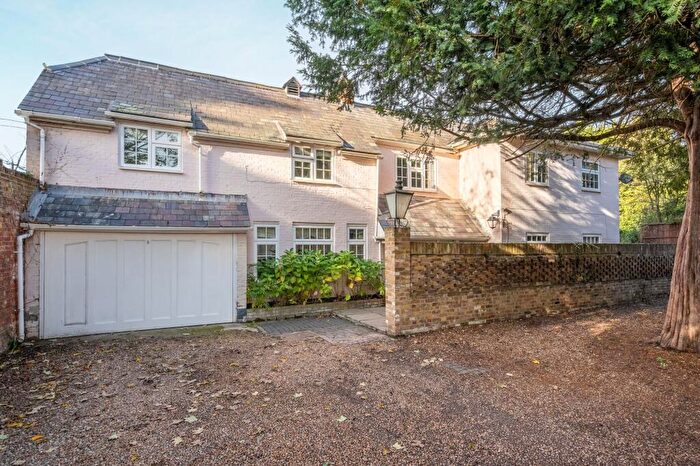 5 Bedroom Detached House For Sale In High Street, Datchet, SL3