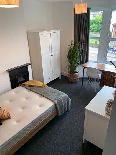 1 Bedroom House To Rent In Staple Hill Road, Fishponds, Bristol, Bristol, BS16