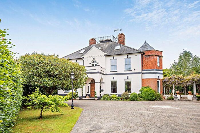 8 Bedroom Detached House For Sale In Church Street, Crondall, Farnham, Surrey, GU10