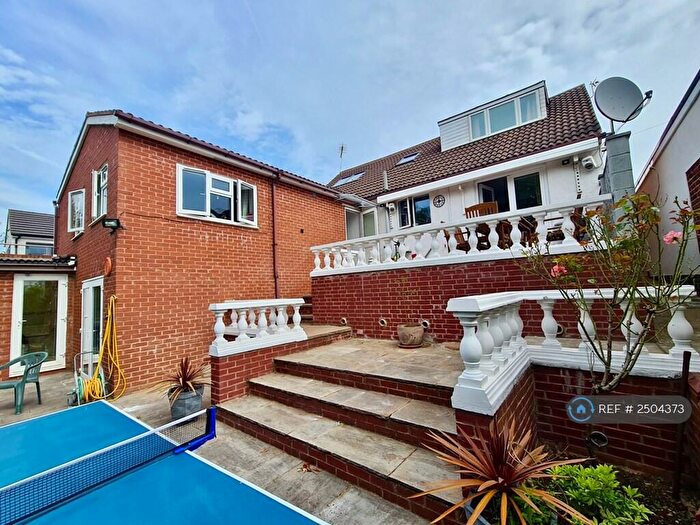 4 Bedroom Semi-Detached House To Rent In Inchbrook Road, Kenilworth, CV8