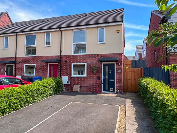 2 Bedroom Town House For Sale In Richard Dawson Drive, Bucknall, ST2