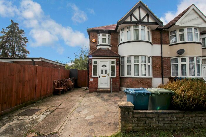 3 Bedroom Semi-Detached House To Rent In Sancroft Road, Harrow, HA3