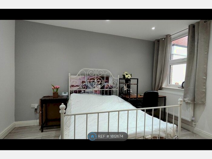 1 Bedroom Flat To Rent In Ilkeston Road, Nottingham, NG7