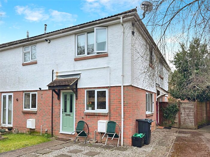 1 Bedroom Terraced House For Sale In Swallow Way, Wokingham, Berkshire, RG41