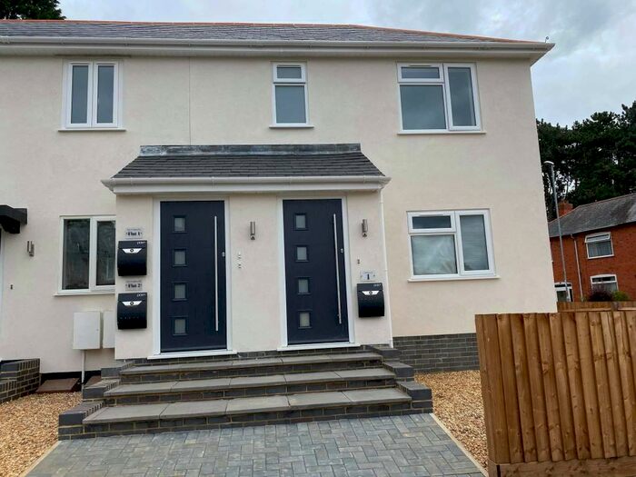 1 Bedroom Flat To Rent In Addison Road, Northampton, NN3