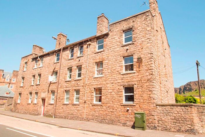 1 Bedroom Flat To Rent In Pleasance, Edinburgh, EH8