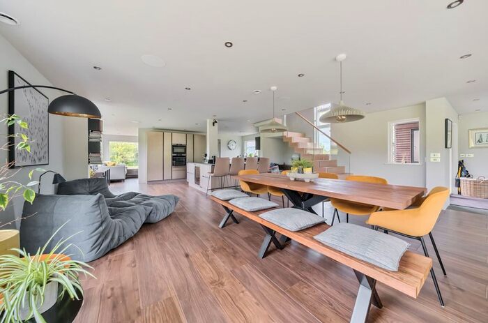 4 Bedroom Detached House For Sale In Bayham Road, Bells Yew Green, TN3