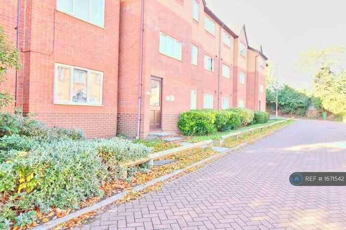 1 Bedroom Flat To Rent In Simpson Close, Leagrave, Luton, LU4
