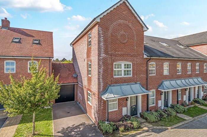4 Bedroom Detached House For Sale In Ashton Gardens, Eastleigh, Hampshire, SO50