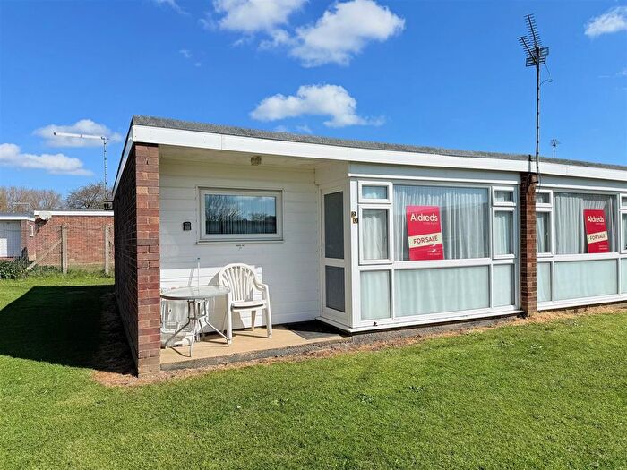 2 Bedroom Chalet For Sale In Newport Road, Hemsby, NR29