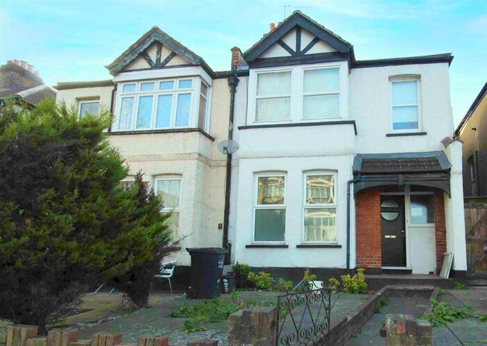 1 Bedroom Maisonette To Rent In Brighton Road, South Croydon, CR2