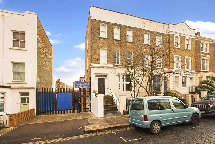 3 Bedroom Flat To Rent In Grafton Terrace, London, NW5