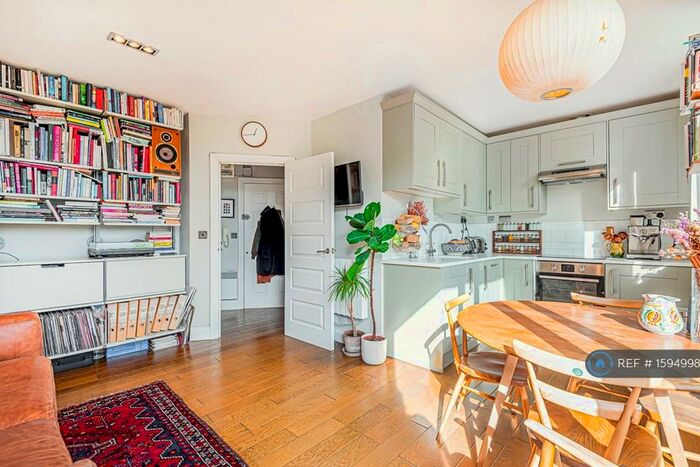 1 Bedroom Penthouse To Rent In Malpas Road, Brockley, SE4