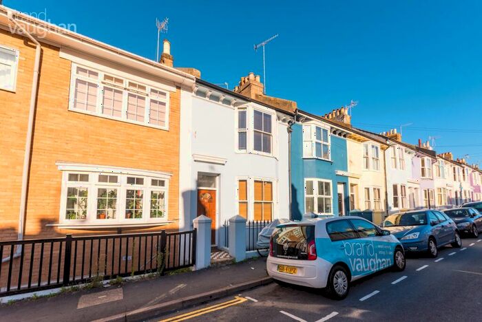 3 Bedroom Terraced House To Rent In Hanover Terrace, Brighton, BN2