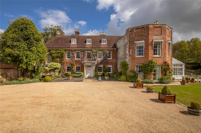 12 Bedroom Detached House For Sale In Chilton Foliat, Hungerford, Berkshire, RG17