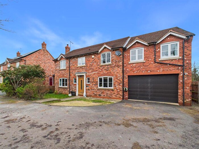 6 Bedroom Detached House For Sale In The Brickall, Long Marston, Warwickshire, CV37