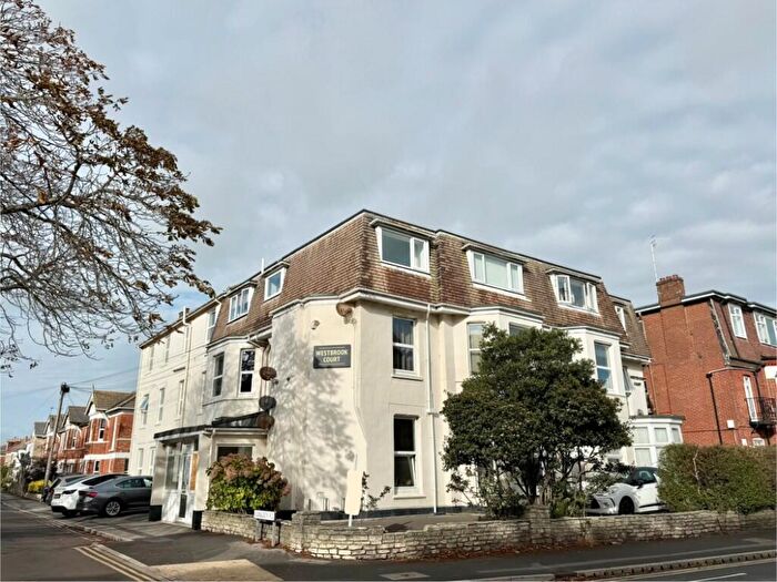 Studio To Rent In Christchurch Road, Bournemouth, Dorset, BH1