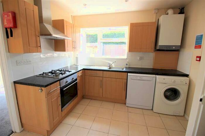 5 Bedroom Semi-Detached House To Rent In Maygoods Close, Cowley, Middlesex, UB8