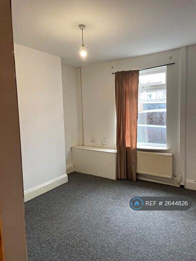 2 Bedroom Terraced House To Rent In Castle Terrace Road, Sleaford, NG34