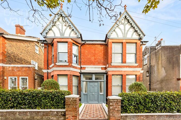2 Bedroom Flat For Sale In Ditchling Road, Brighton, East Sussex, BN1