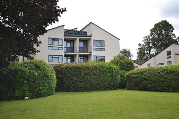 1 Bedroom Apartment For Sale In Field View, Caversham, Reading, RG4
