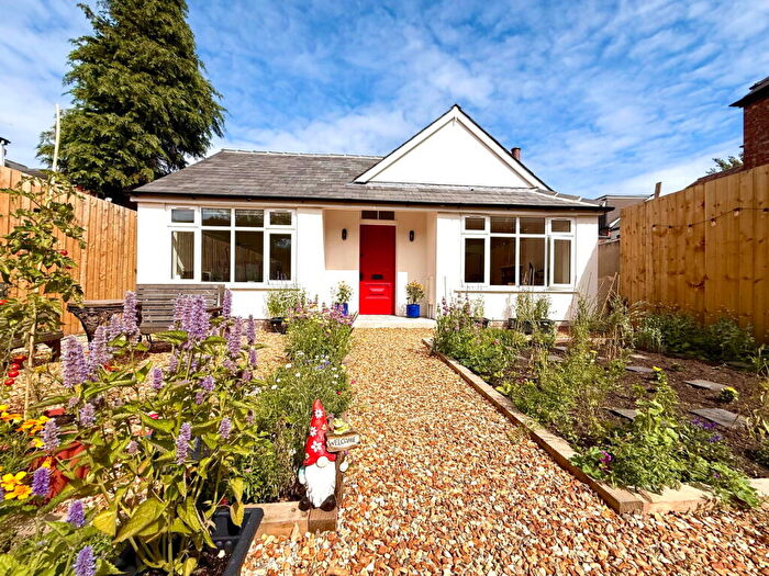 3 Bedroom Detached Bungalow For Sale In Athole Grove, Southport, PR9