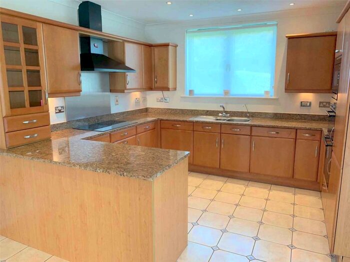 3 Bedroom Apartment To Rent In Chatelain House, St. Vincents Lane, London, NW7