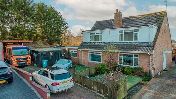 3 Bedroom Semi Detached House For Sale In Glenartney Road, Chryston, G69