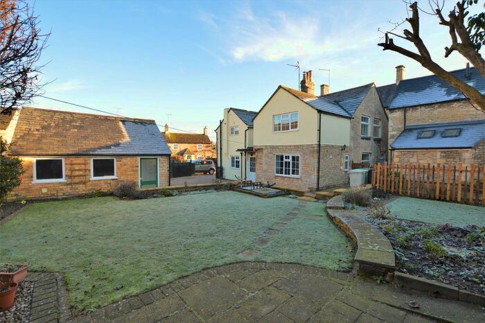 6 Bedroom Property To Rent In Palm House, The Green, Ketton, Stamford, PE9