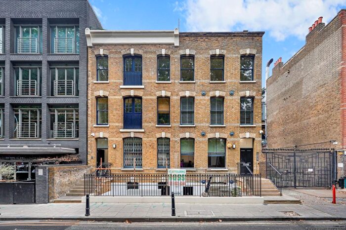 2 Bedroom Flat To Rent In Hoxton Square, Shoreditch, N1