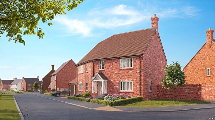 4 Bedroom Detached House For Sale In The Silton, Bransgore, Christchurch, Dorset, BH23
