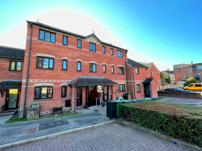 1 Bedroom Apartment To Rent In Willow Walk, Exeter, Devon, EX4