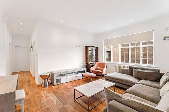 2 Bedroom Flat To Rent In Grosvenor Square, Mayfair, W1K