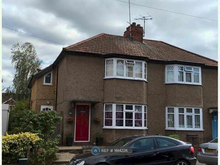 4 Bedroom Semi-Detached House To Rent In Niagara Road, Henley On Thames, RG9