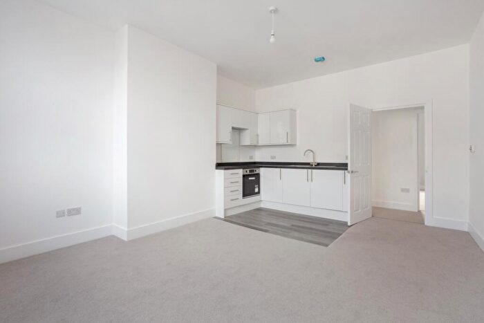 2 Bedroom Flat To Rent In Windsor, SL4