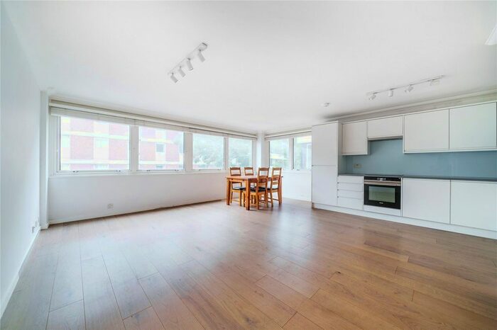 2 Bedroom Flat To Rent In Fitzroy Street, Fitzrovia, London, W1T