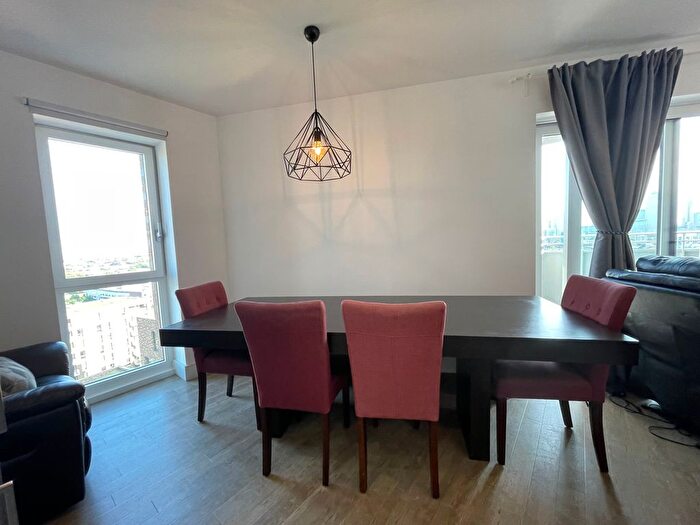 2 Bedroom Flat To Rent In Ivy Point, Hannaford Walk, London, E3