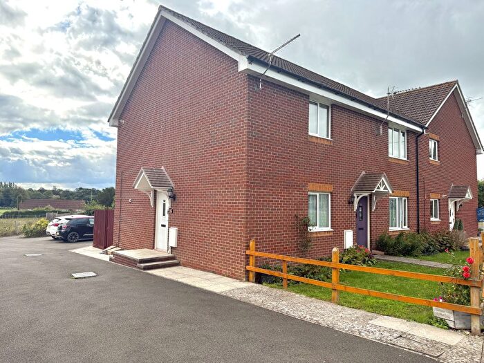 2 Bedroom Flat For Sale In Wheathill Way, Milborne Port, DT9