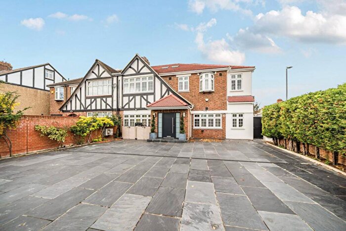 8 Bedroom Semi Detached House For Sale In Malden Road, New Malden, KT3