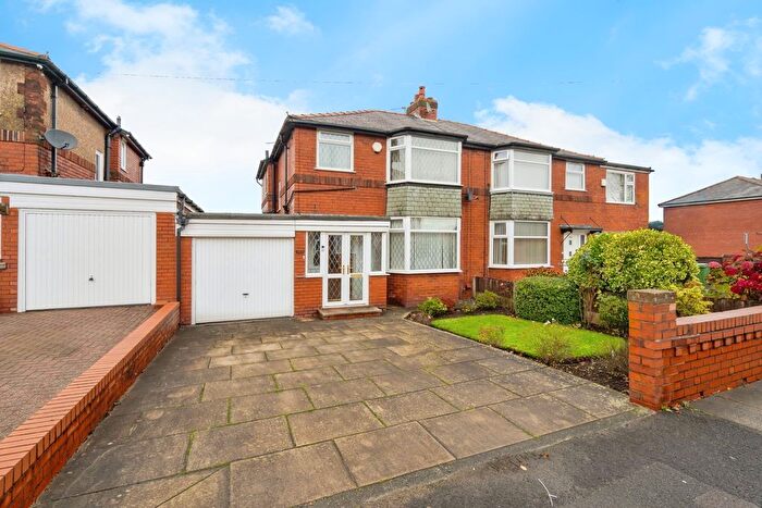 3 Bedroom Semi Detached House For Sale In Plodder Lane, Farnworth, Bolton, Greater Manchester, BL4