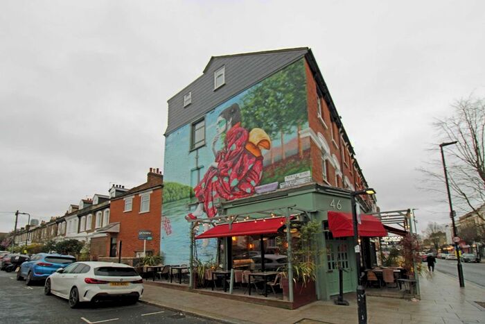 3 Bedroom Flat To Rent In Churchfield Road, London, W3