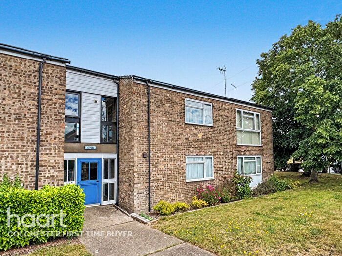 2 Bedroom Apartment For Sale In Mersea Road, Colchester, CO2